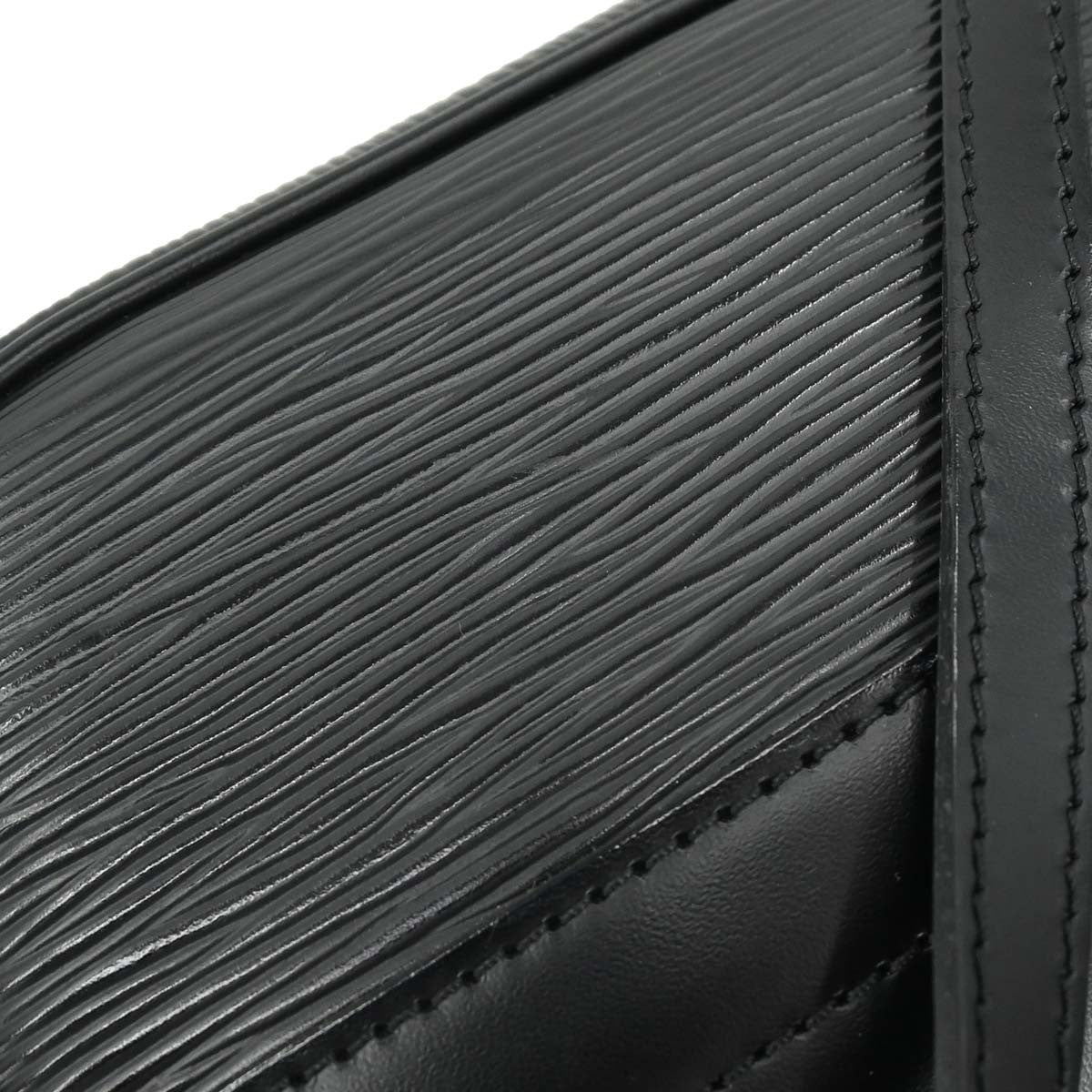 Louis Vuitton Montaigne Epi, Black, Leather, Handbag