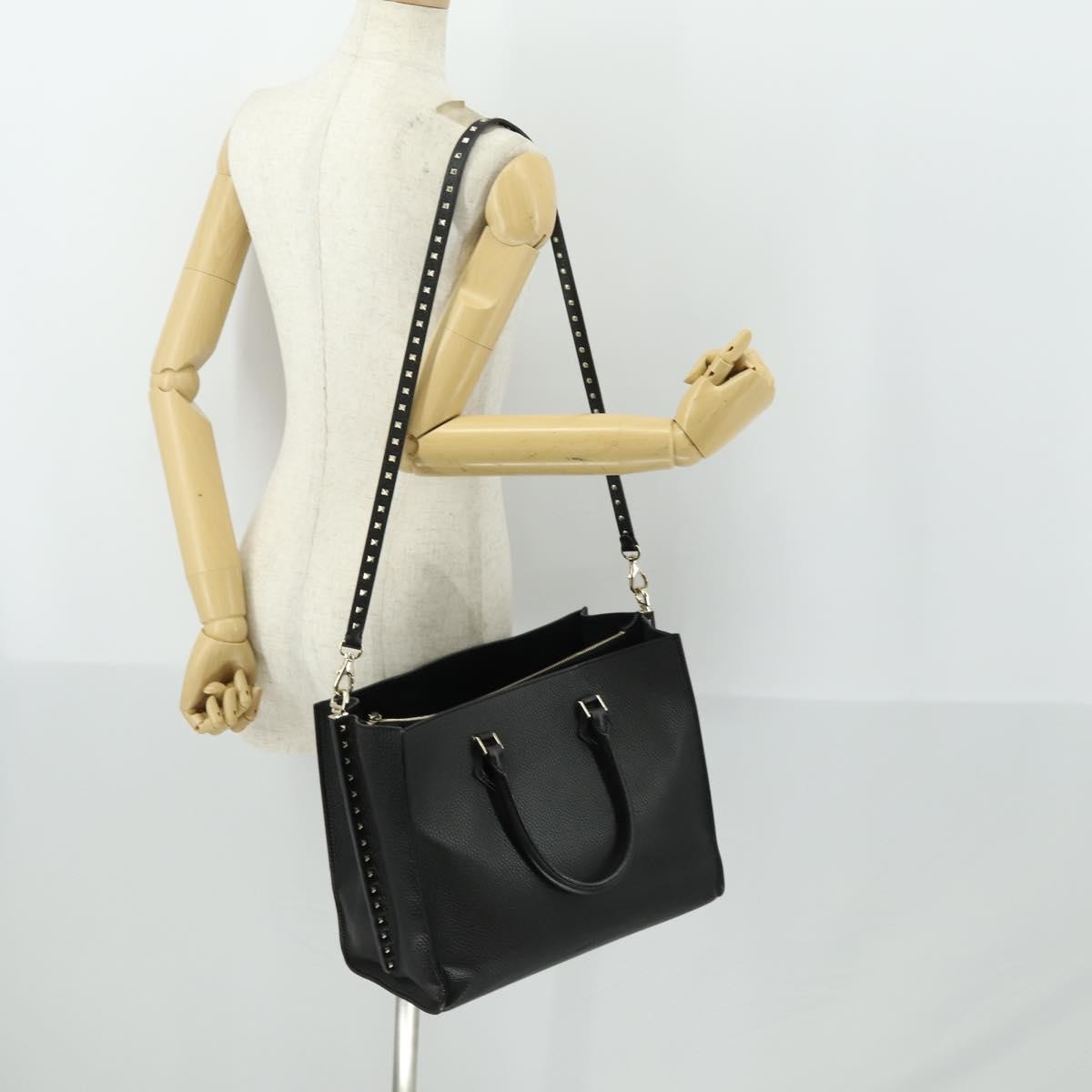 Valentino Garavani Rockstud Open Leather, Black, Leather, Tote Bag