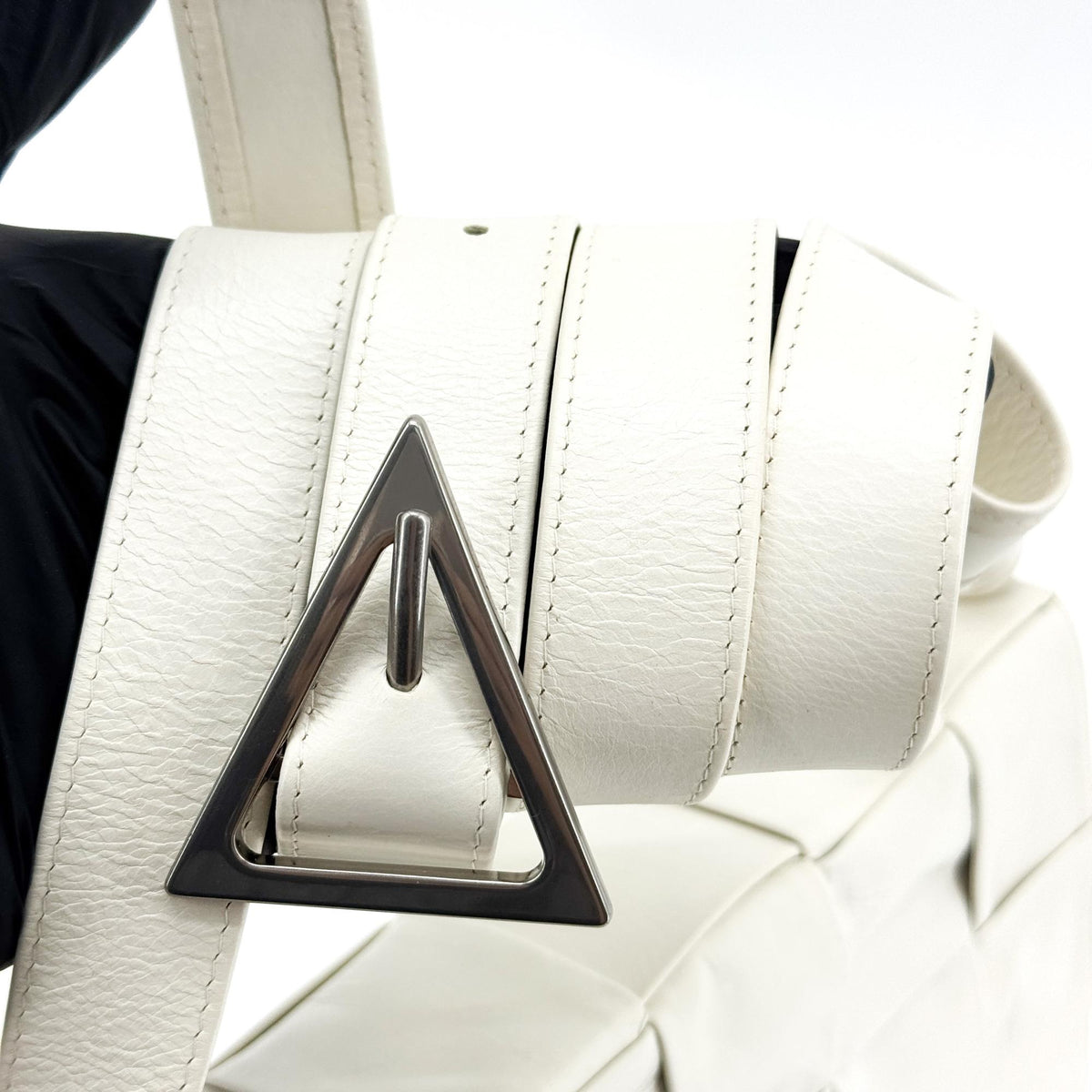 Bottega Veneta Brick Cassette Maxi Intrecciato Leather, White, Leather, Shoulder Bag