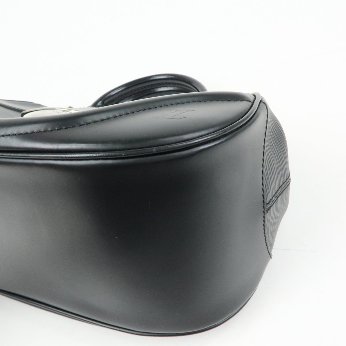 Louis Vuitton Montaigne Sac Epi Leather, Black, Leather, Handbag