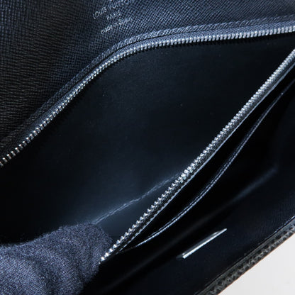 Louis Vuitton Selenga Pochette Taiga Leather, Black, Leather, Clutch