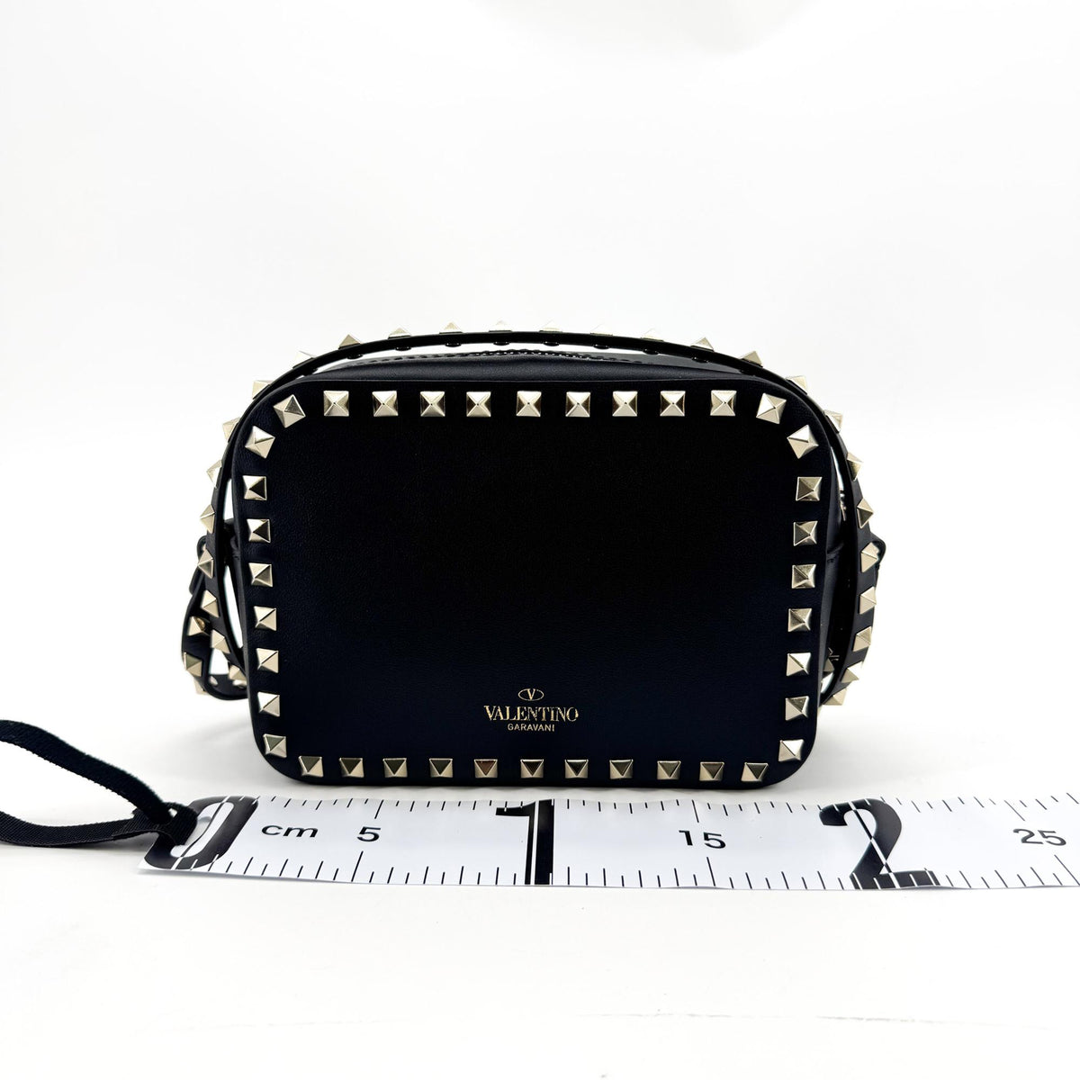 Valentino Garavani Rockstud Camera Leather, Black, Leather, Crossbody Bag