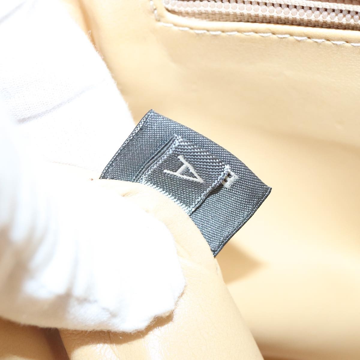 Bally Vintage Leather, Black, Leather, Shoulder Bag
