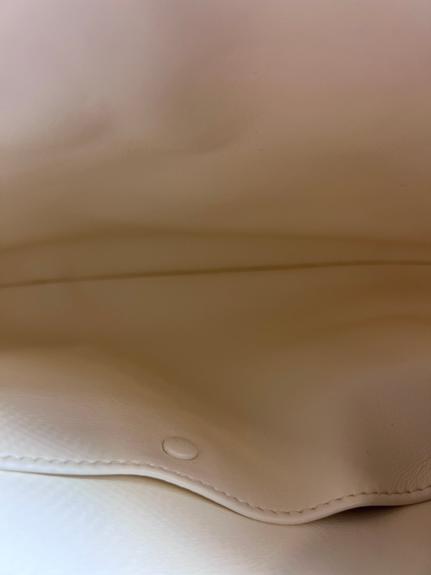 Valentino Garavani Ruffle Shoulder Bag Leather, White, Leather, Shoulder Bag