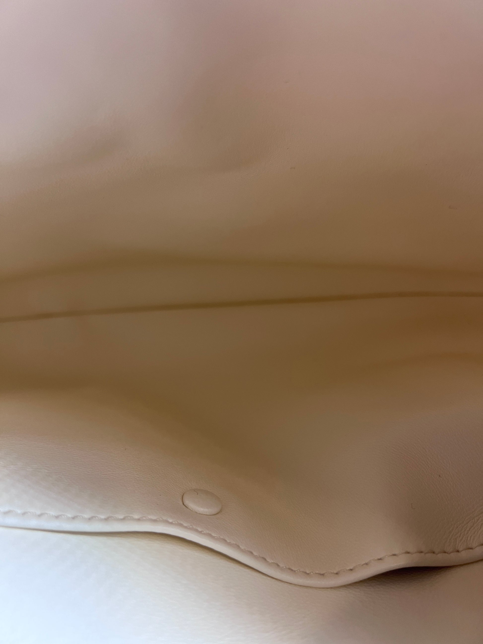 Valentino Garavani Ruffle Shoulder Bag Leather, White, Leather, Shoulder Bag