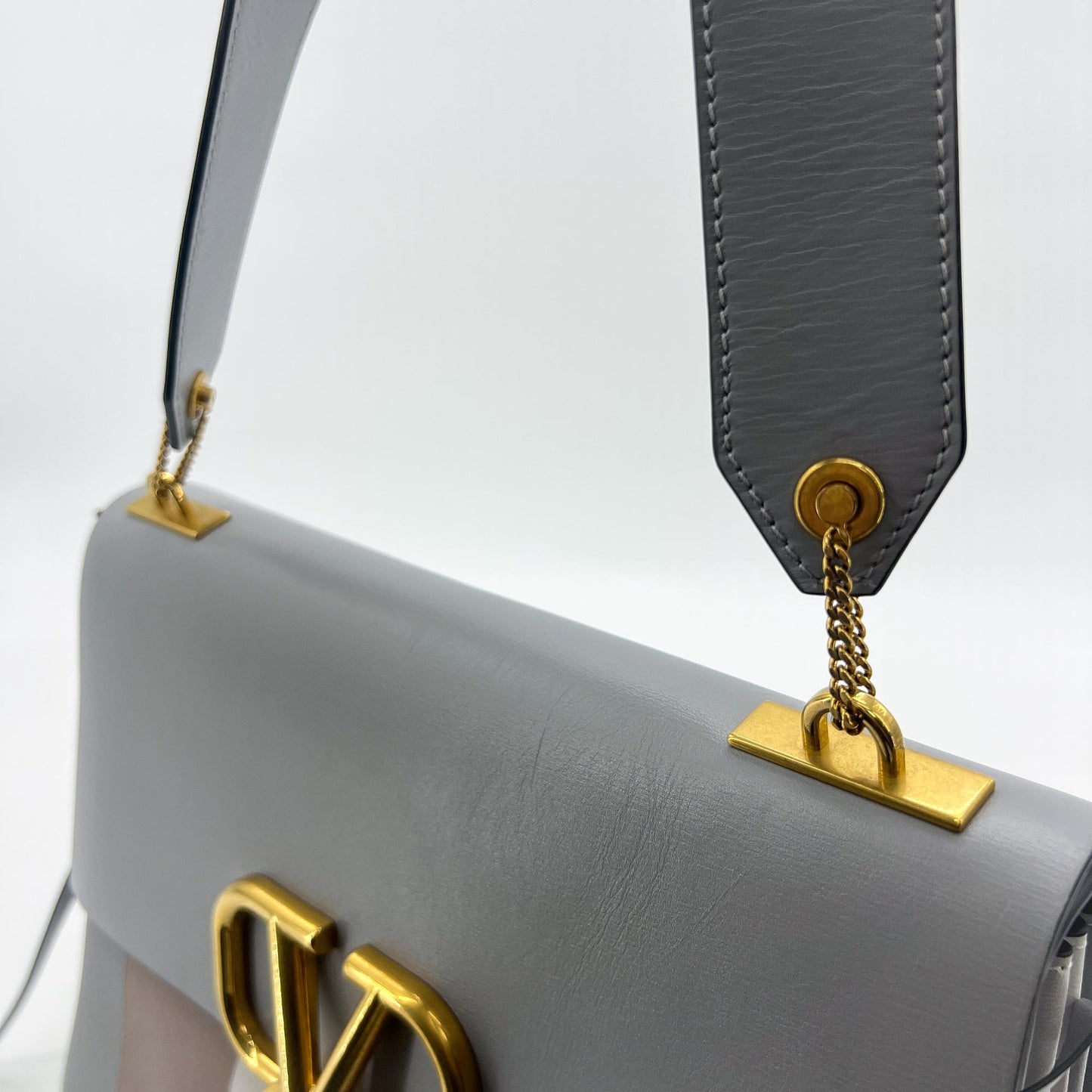 Valentino Garavani VRing Shoulder Bag Leather, Multicolour, Leather, Shoulder Bag