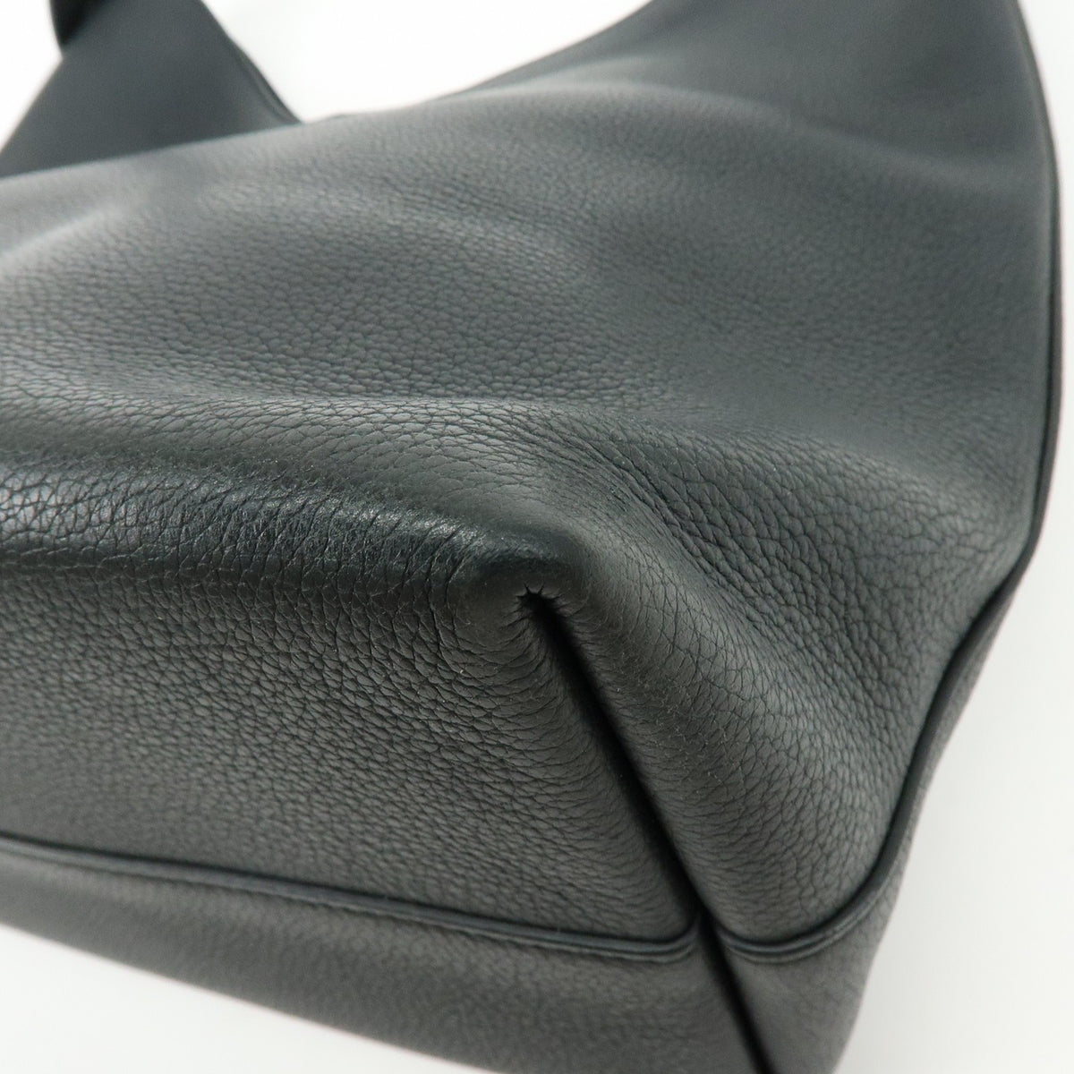 Louis Vuitton Lockme Hobo Leather, Black, Leather, Shoulder Bag