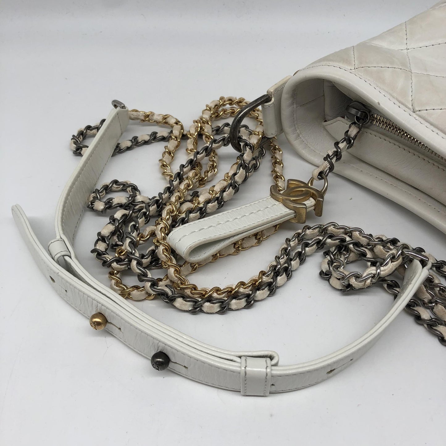 Chanel Gabrielle Hobo Quilted Aged Calfskin, White, Calfskin, Shoulder Bag