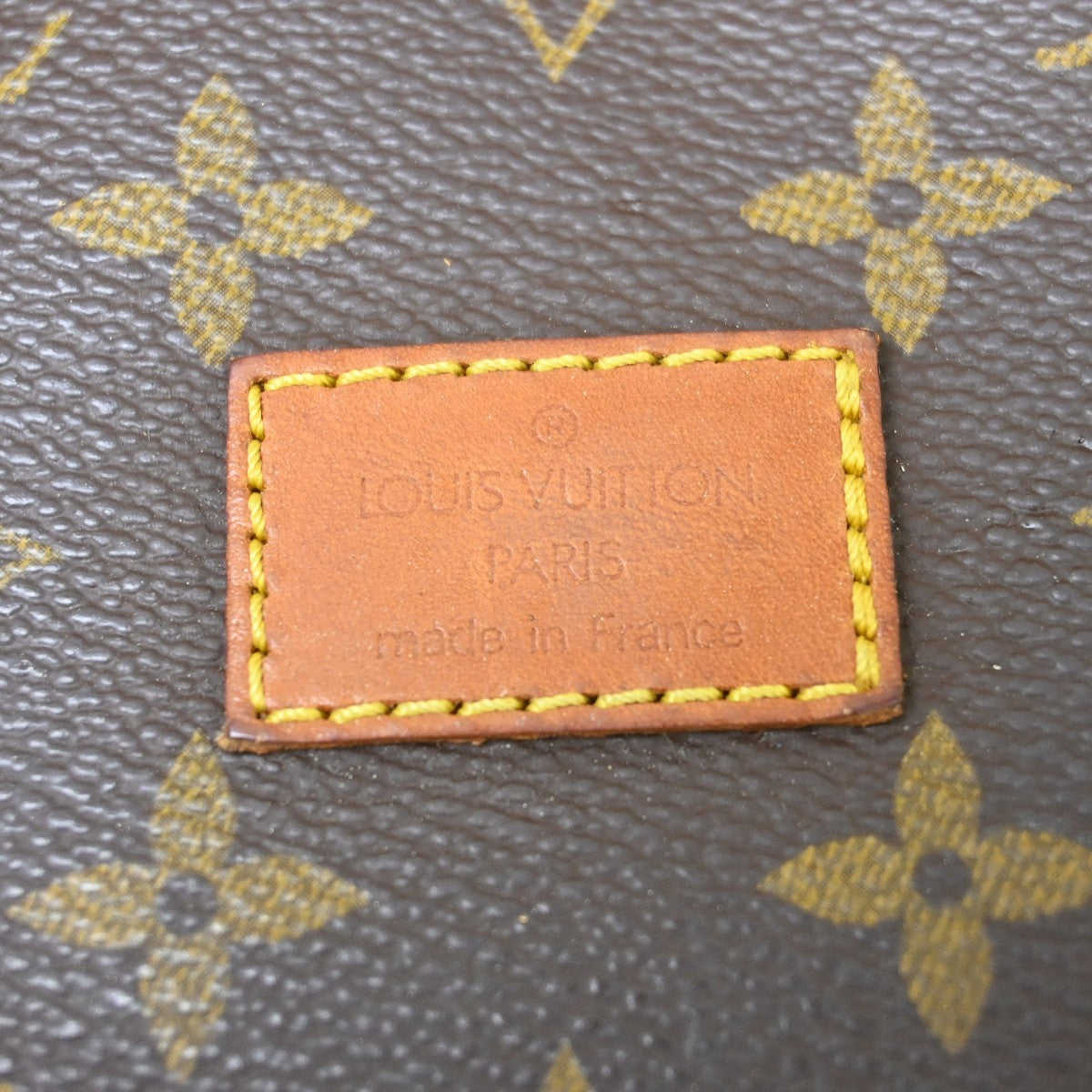 Louis Vuitton Saumur Canvas, Brown, Canvas, Shoulder Bag