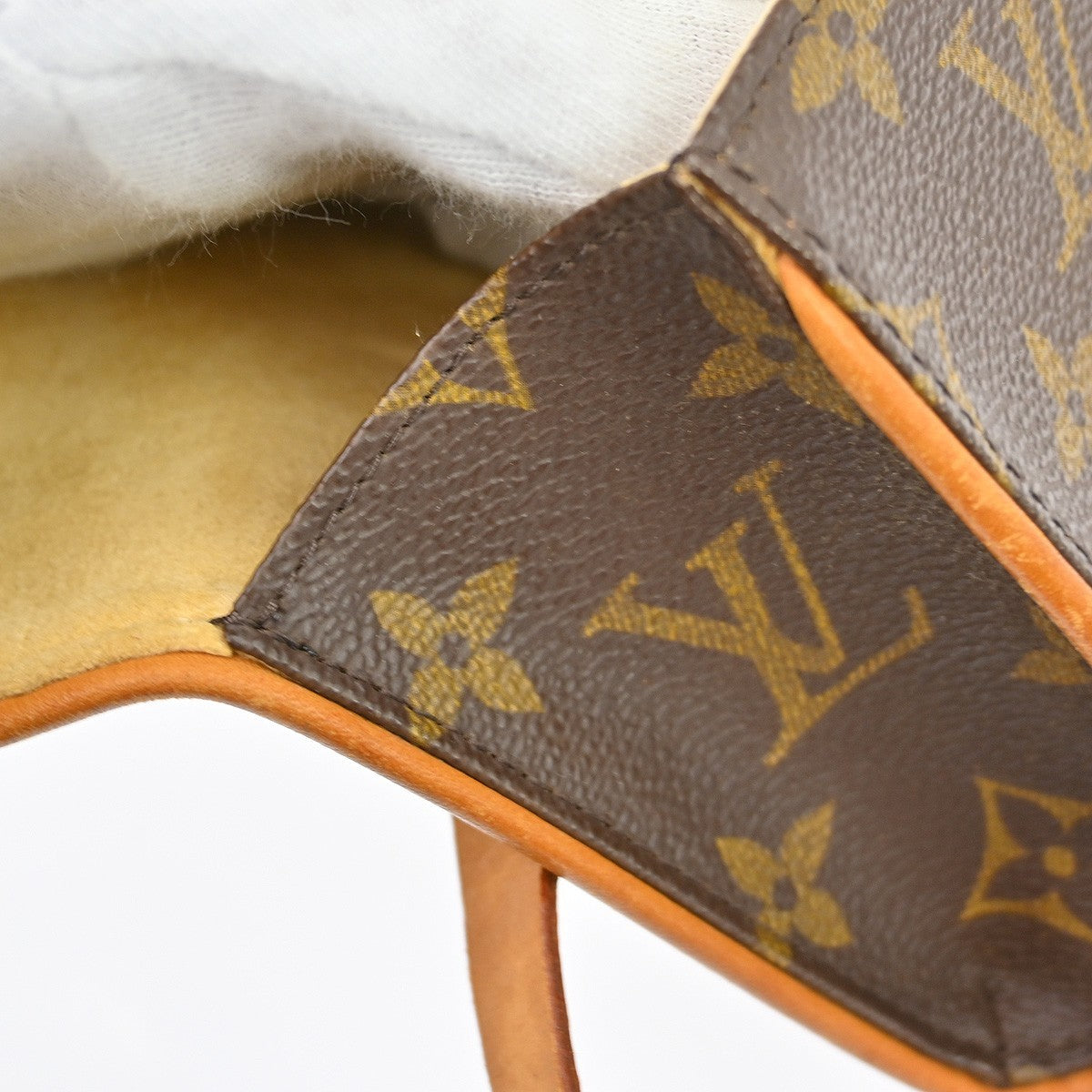 Louis Vuitton Florentine Canvas, Brown, Canvas, Clutch