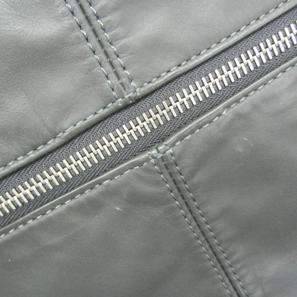 Louis Vuitton V Line Move Gaston Leather, Gray, Leather, Handbag