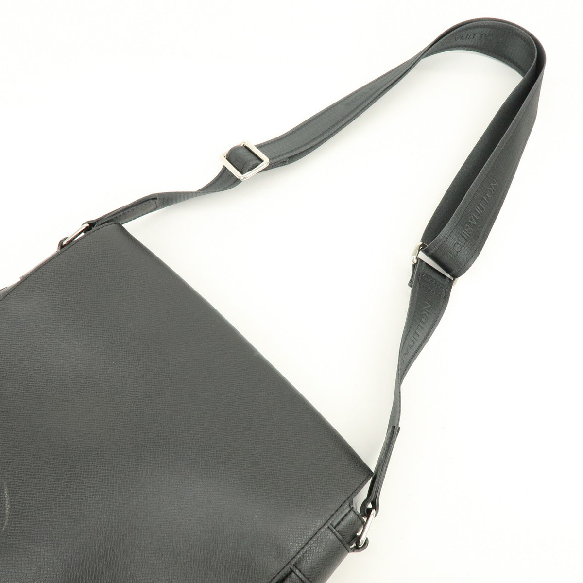 Louis Vuitton Roman Taiga Leather, Gray, Leather, Handbag