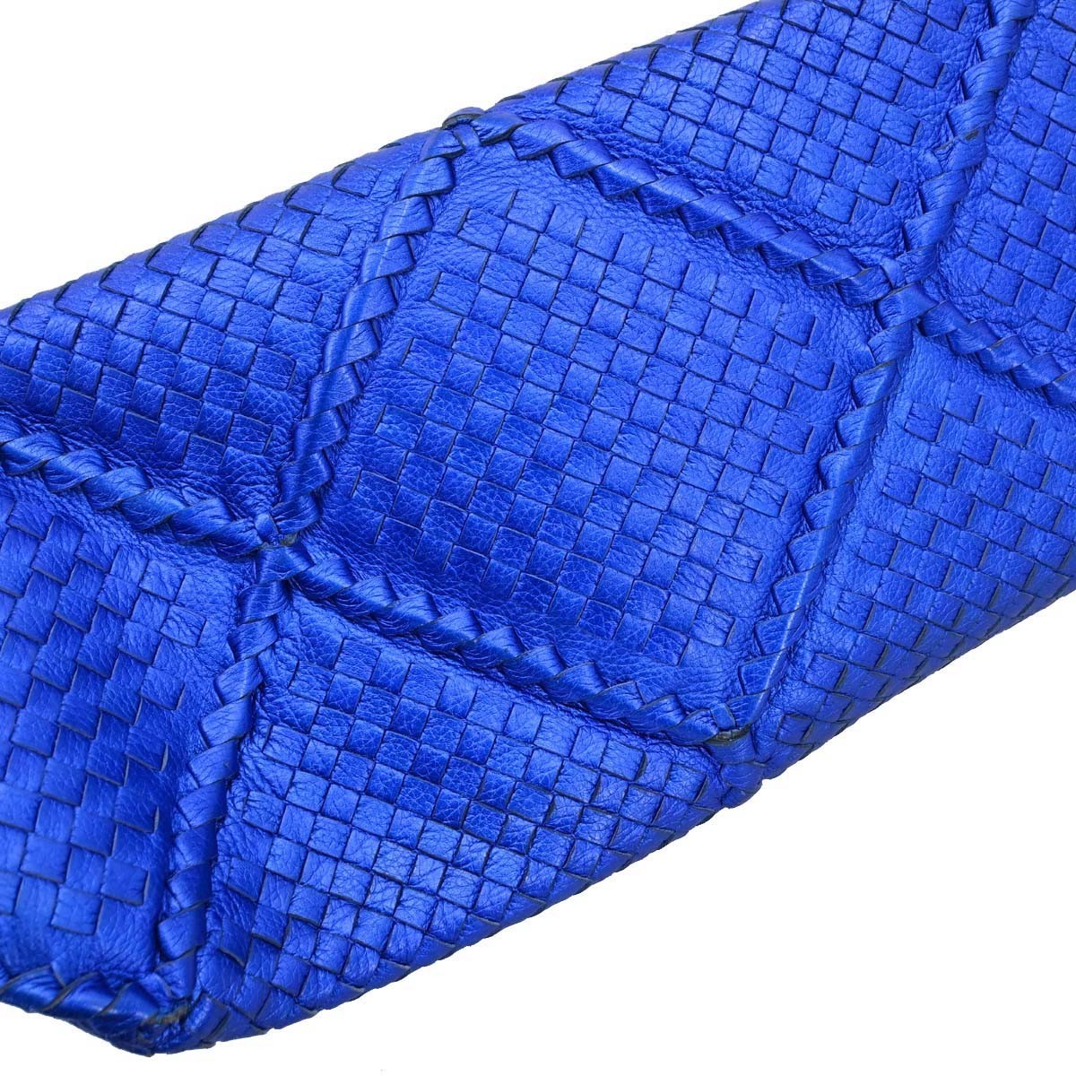 Bottega Veneta Intrecciato Handbag Intrecciato, Metallic, Leather, Handbag