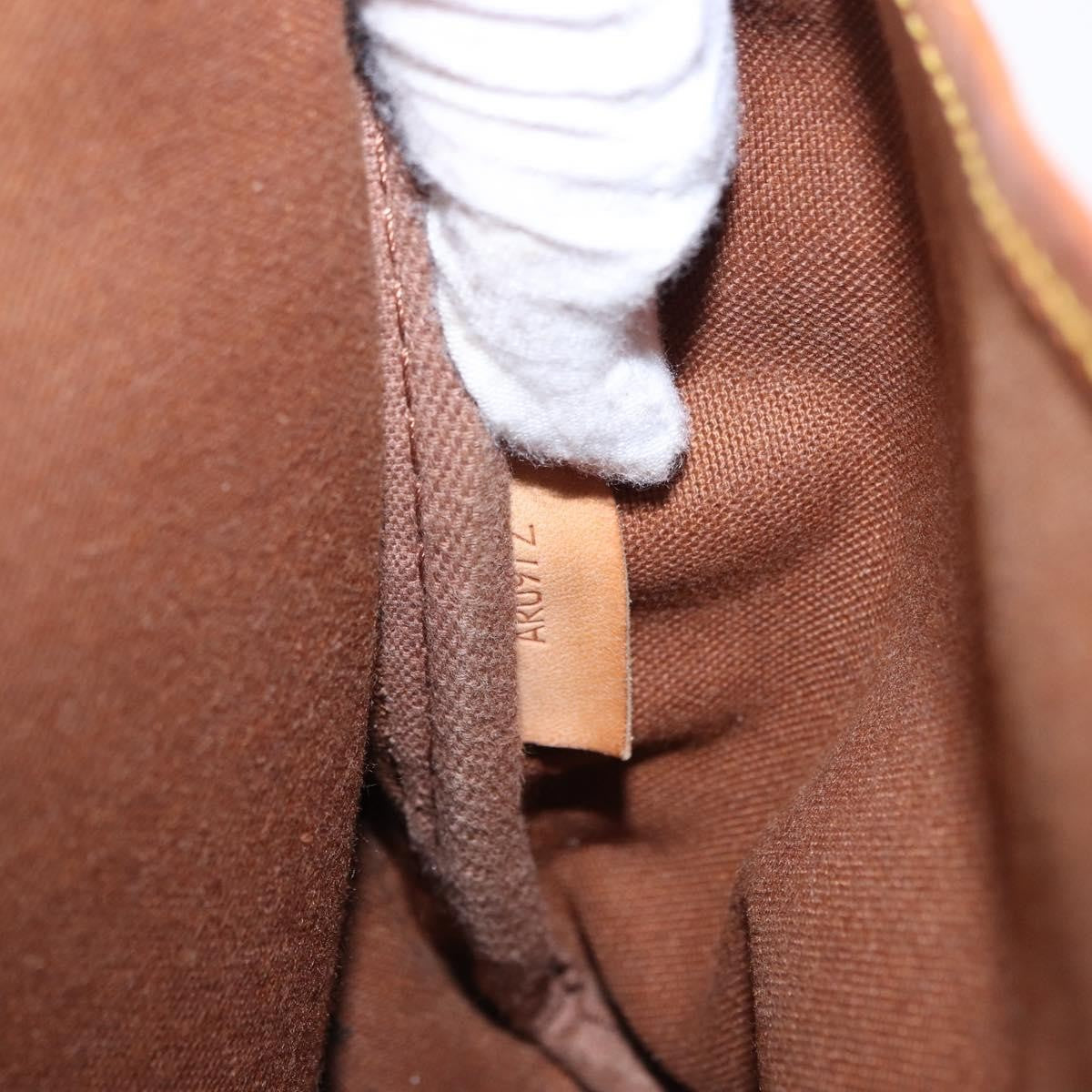 Louis Vuitton Saumur Canvas, Brown, Canvas, Shoulder Bag