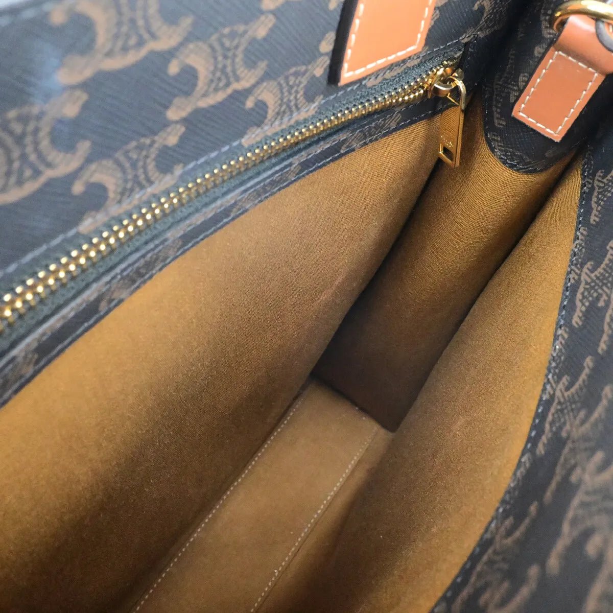 Celine Vertical Cabas Tote - Brandsamsara