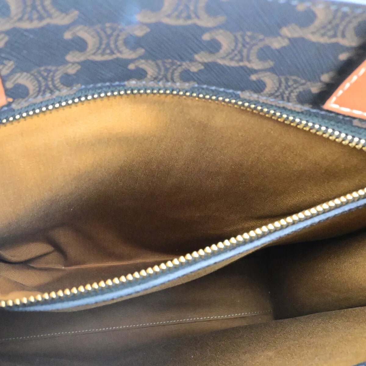 Celine Vertical Cabas Tote - Brandsamsara
