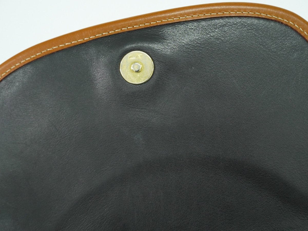 Celine Vintage Crossbody Bag - Brandsamsara