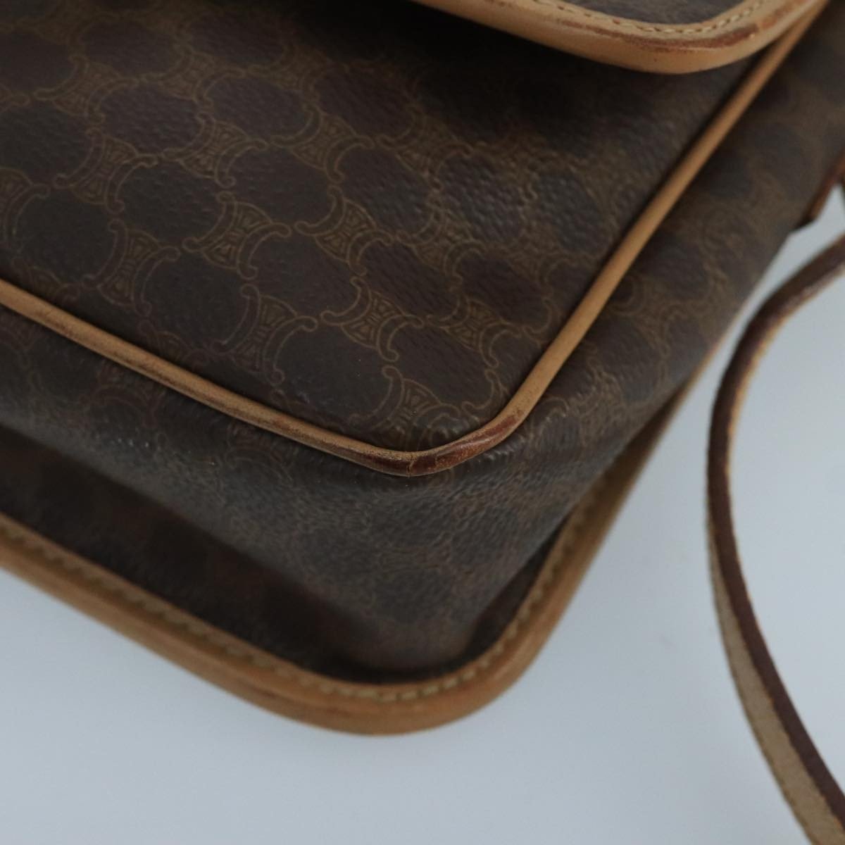 Celine Vintage Macadam Circle Logo Shoulder Bag - Brandsamsara