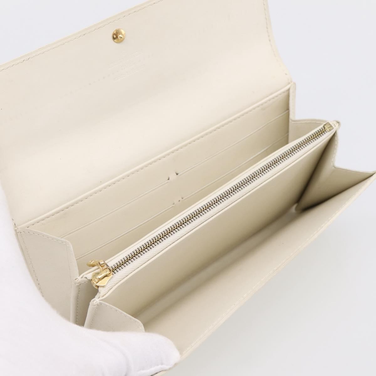 Louis Vuitton Vintage Sarah Monogram Vernis, Beige, Patent Leather, Wallet