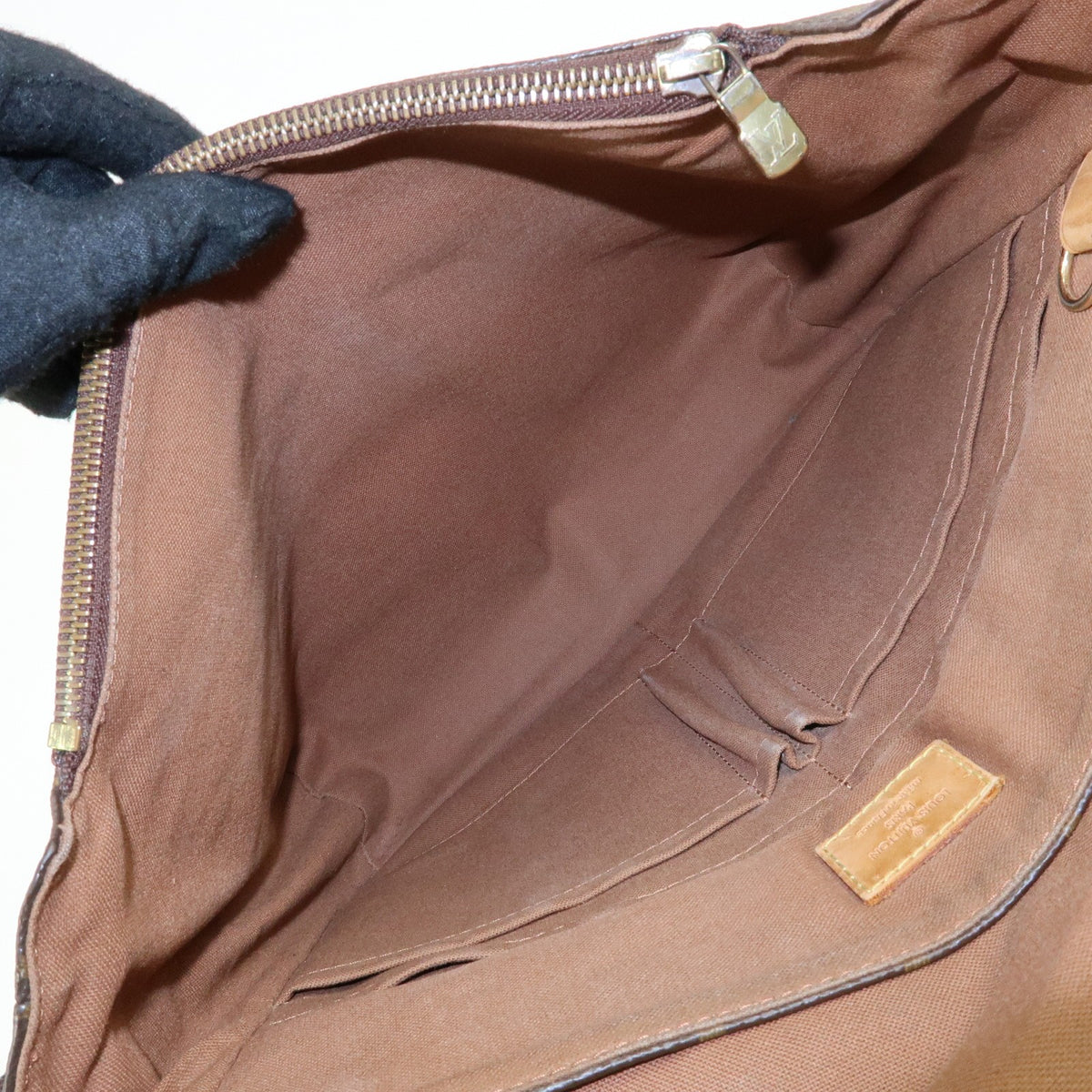 Louis Vuitton Beaubourg Messenger Monogram Canvas, Brown, Canvas, Handbag