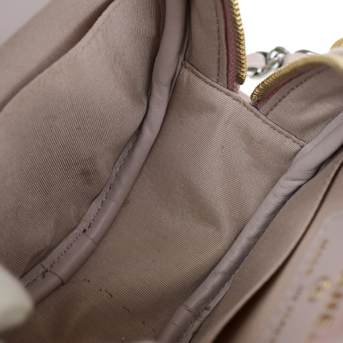 Chanel 19 Round Clutch with Chain - Brandsamsara