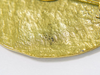 Chanel CC Brooch - Brandsamsara