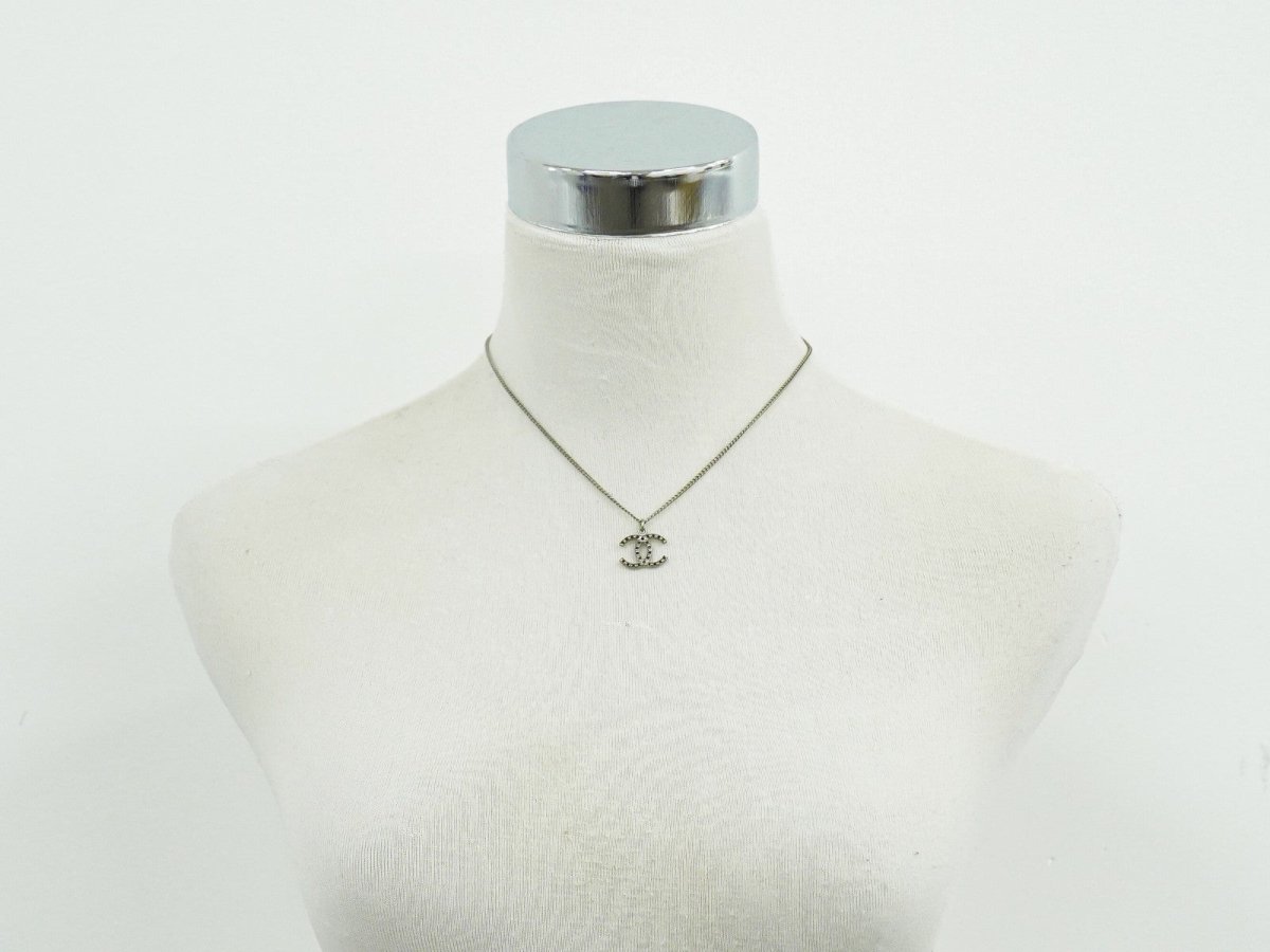 Chanel CC Pendant Necklace - Brandsamsara