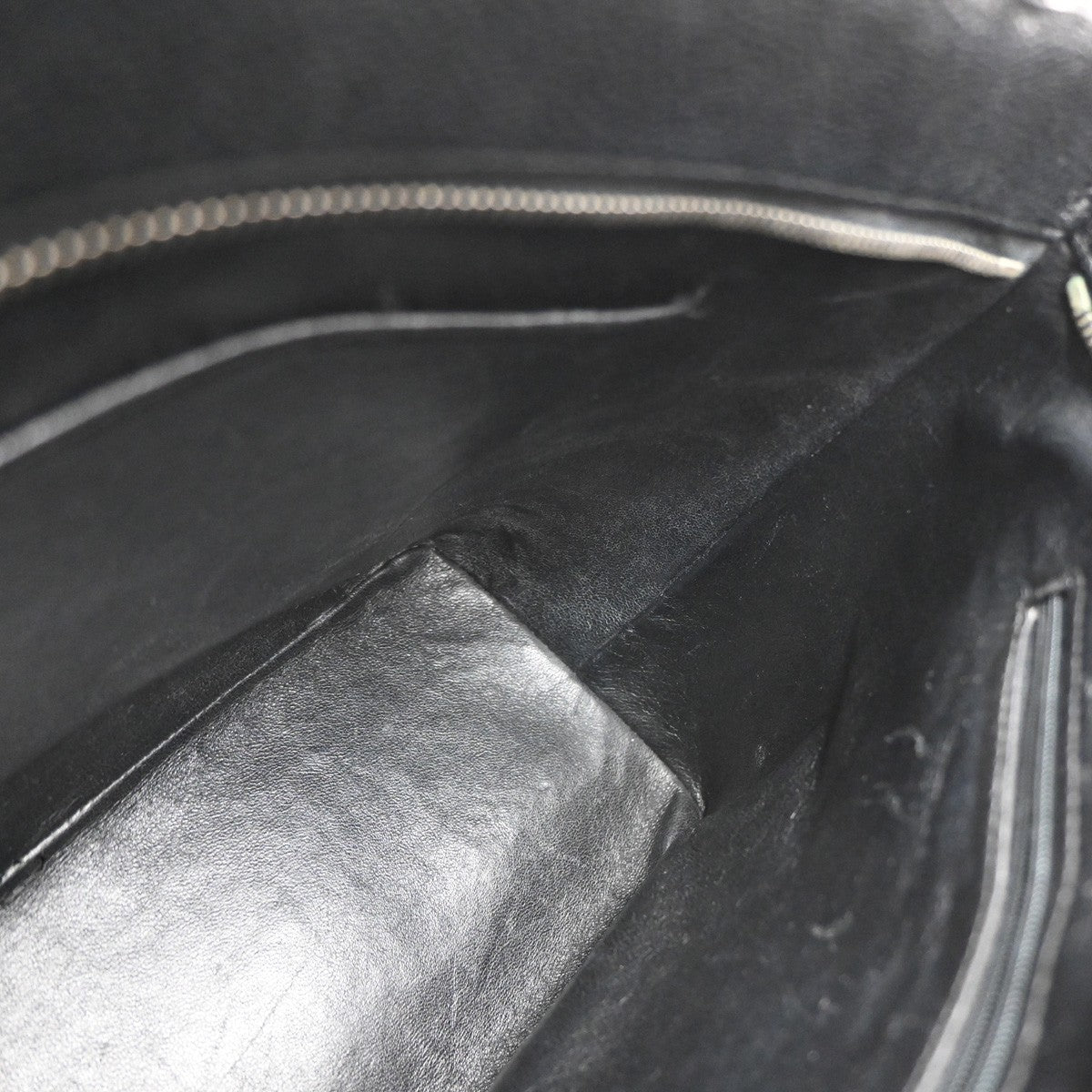 Chanel Medallion Tote - Brandsamsara