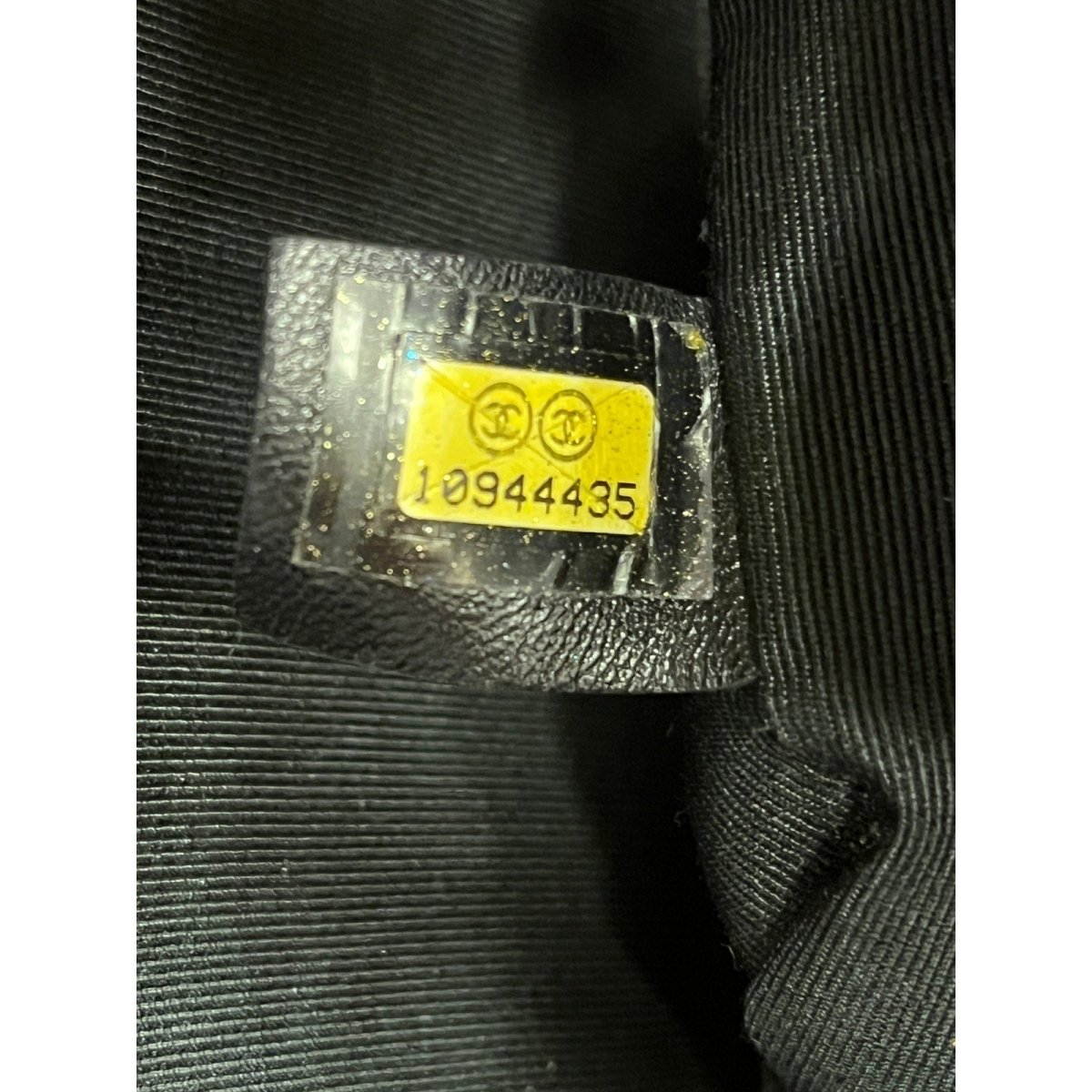 Chanel Petite Shopping Tote - Brandsamsara