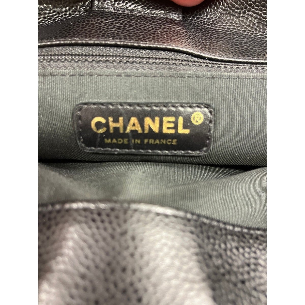 Chanel Petite Shopping Tote - Brandsamsara