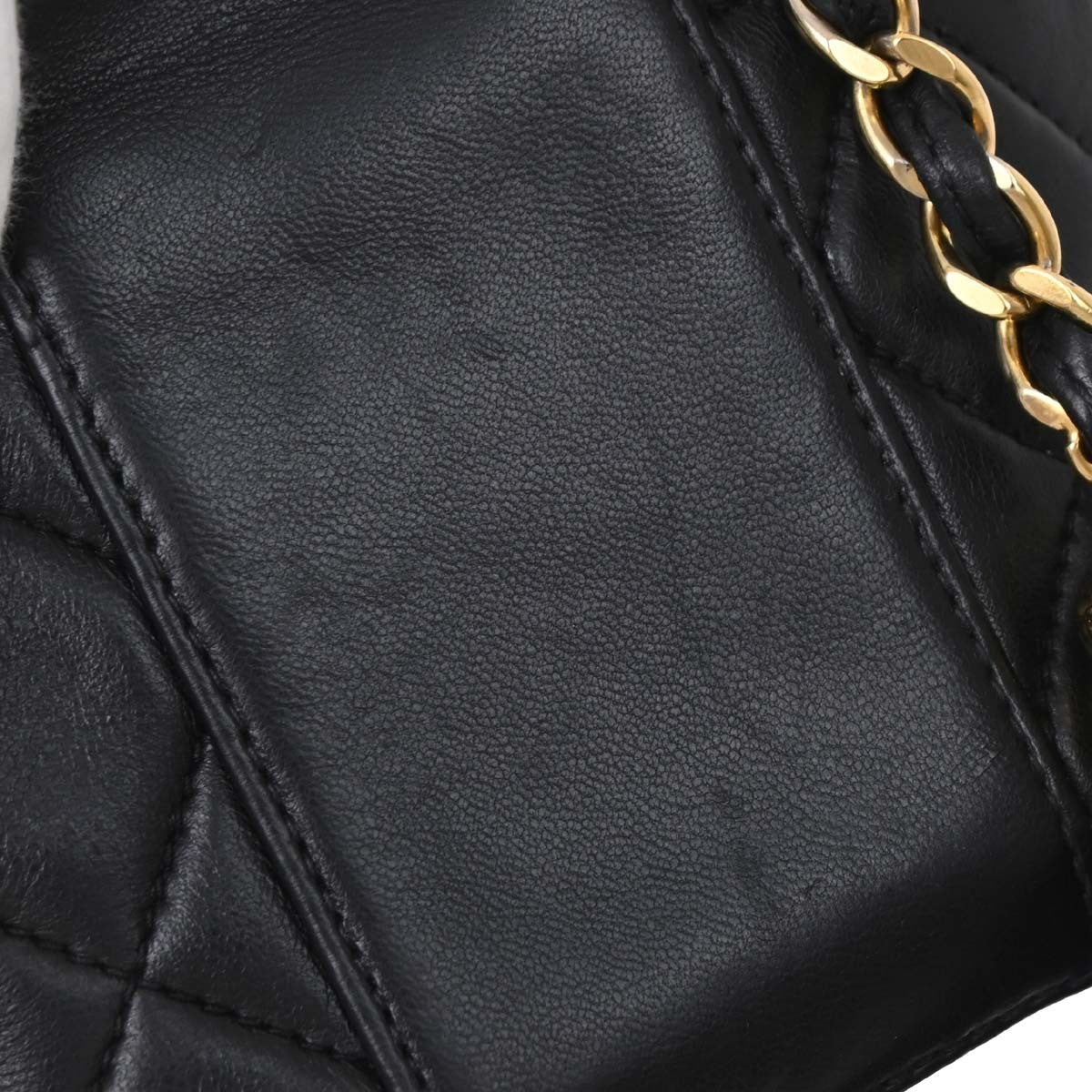 Chanel Vintage Box Zip Tassel Bag - Brandsamsara