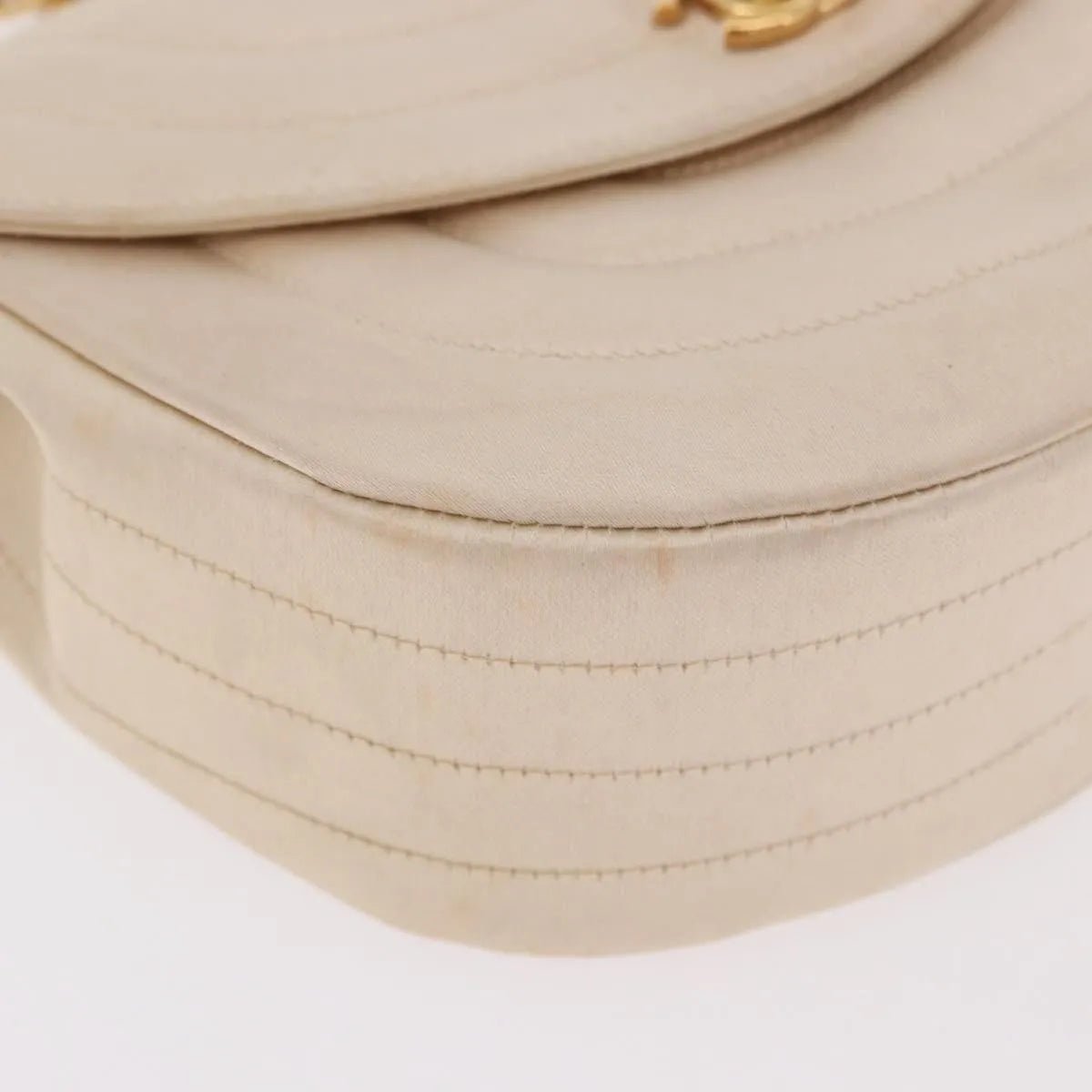 Chanel Vintage Round Flap - Brandsamsara