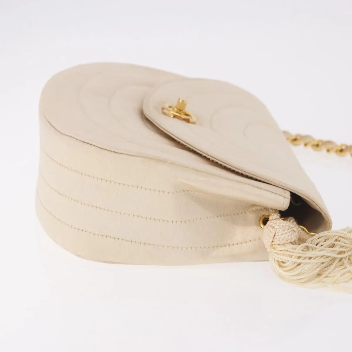 Chanel Vintage Round Flap - Brandsamsara