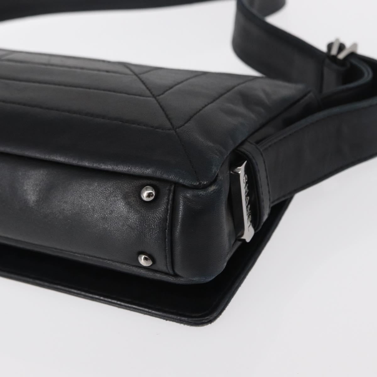 Chanel Vintage Shoulder Bag - Brandsamsara