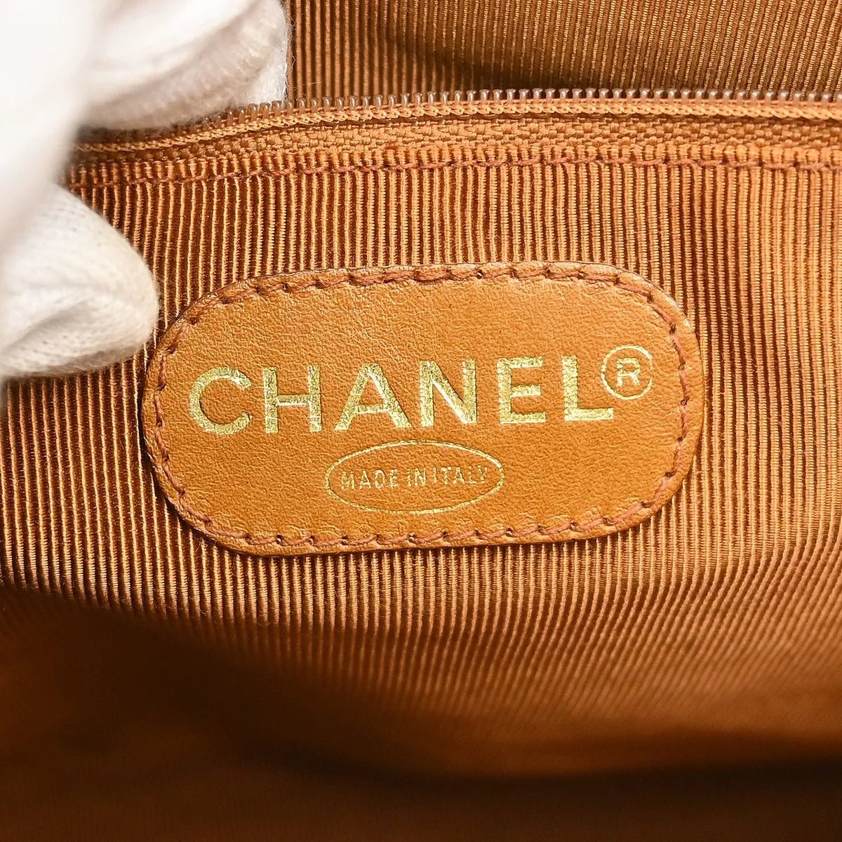 Chanel Vintage Stitched CC - Brandsamsara