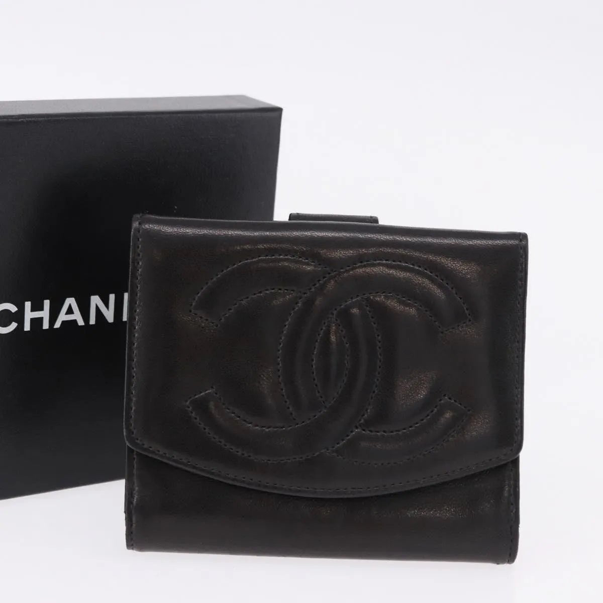 Chanel Vintage Timeless Bifold - Brandsamsara