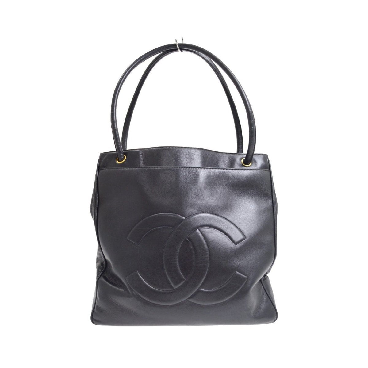 Chanel Vintage Timeless CC Charm - Brandsamsara