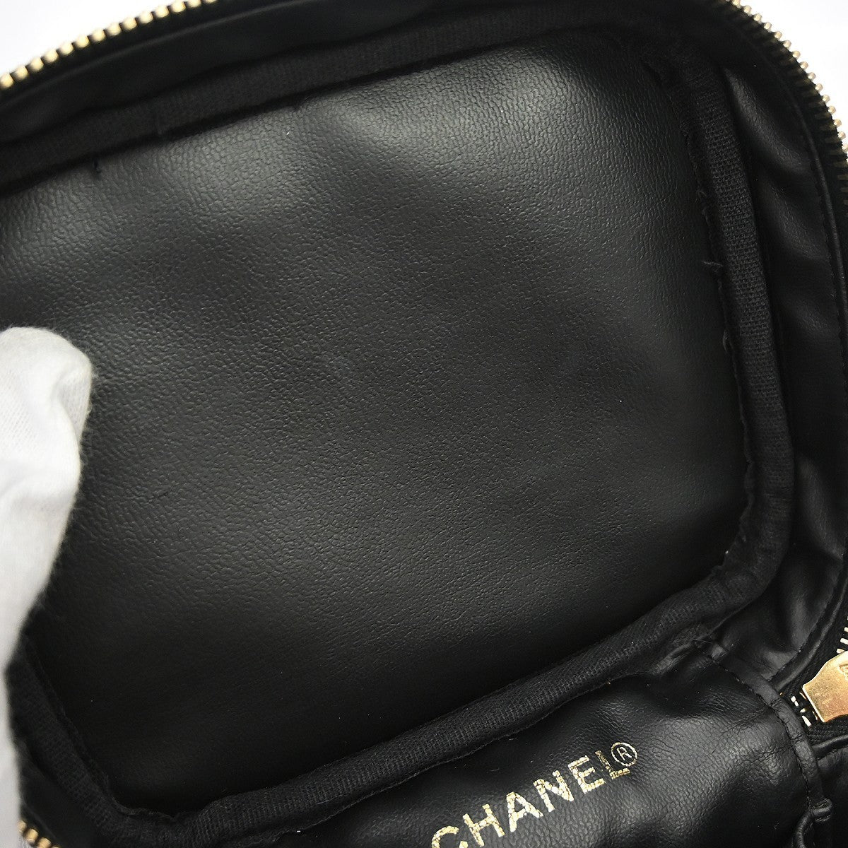 Chanel Vintage Timeless Cosmetic Case - Brandsamsara