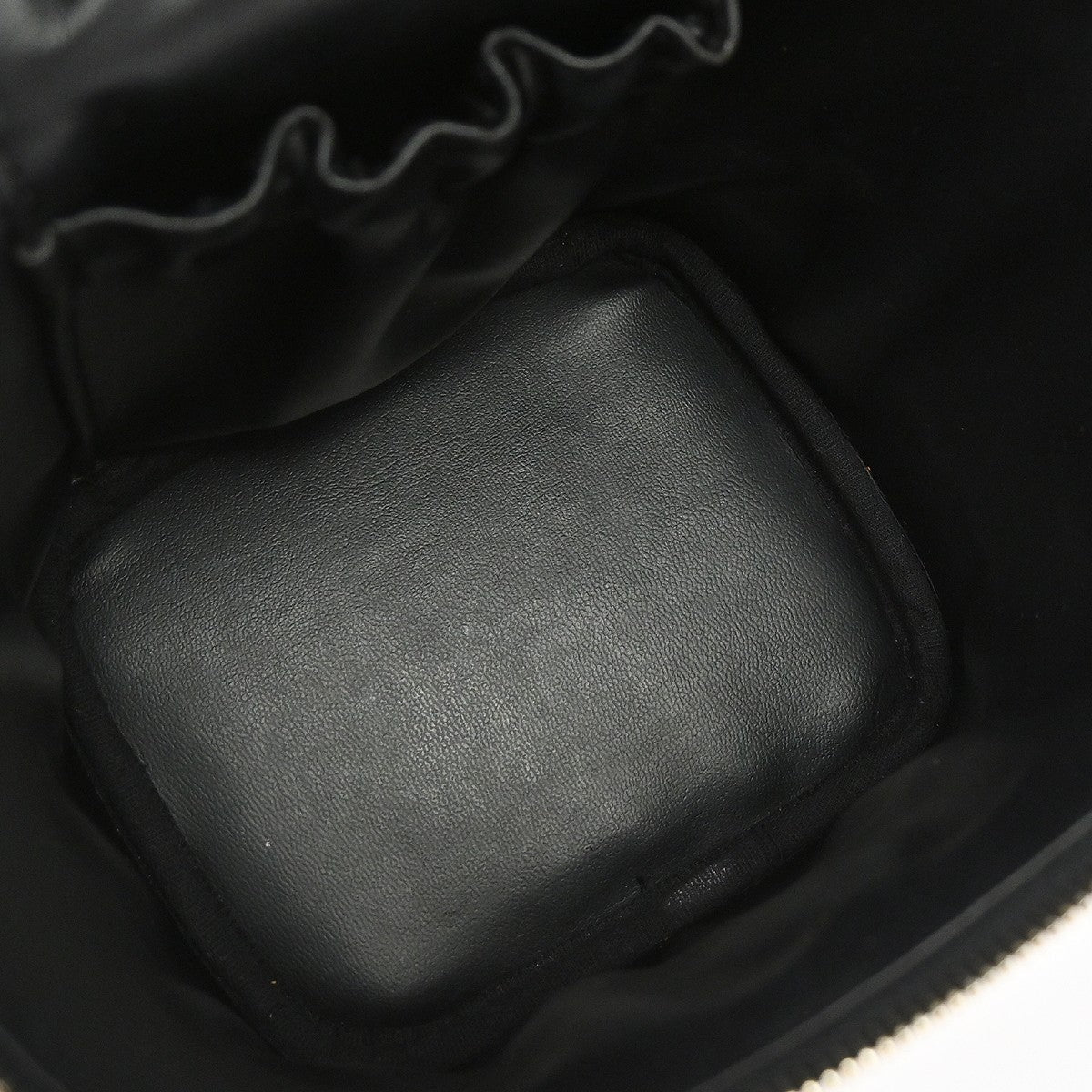 Chanel Vintage Timeless Cosmetic Case - Brandsamsara