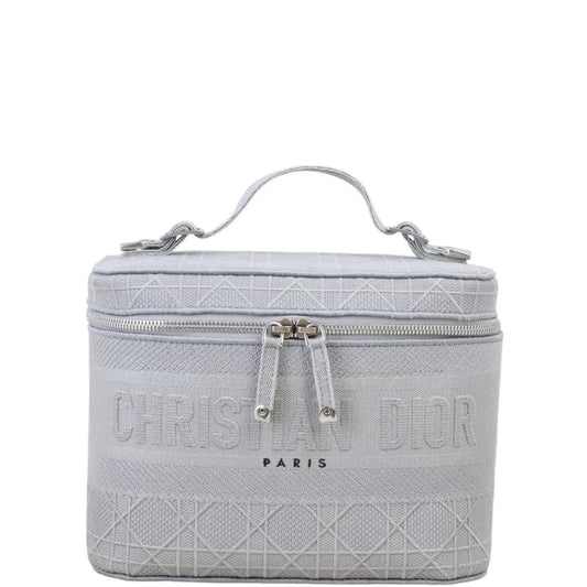 Christian Dior 30 Montaigne Cosmetic Pouch - Brandsamsara