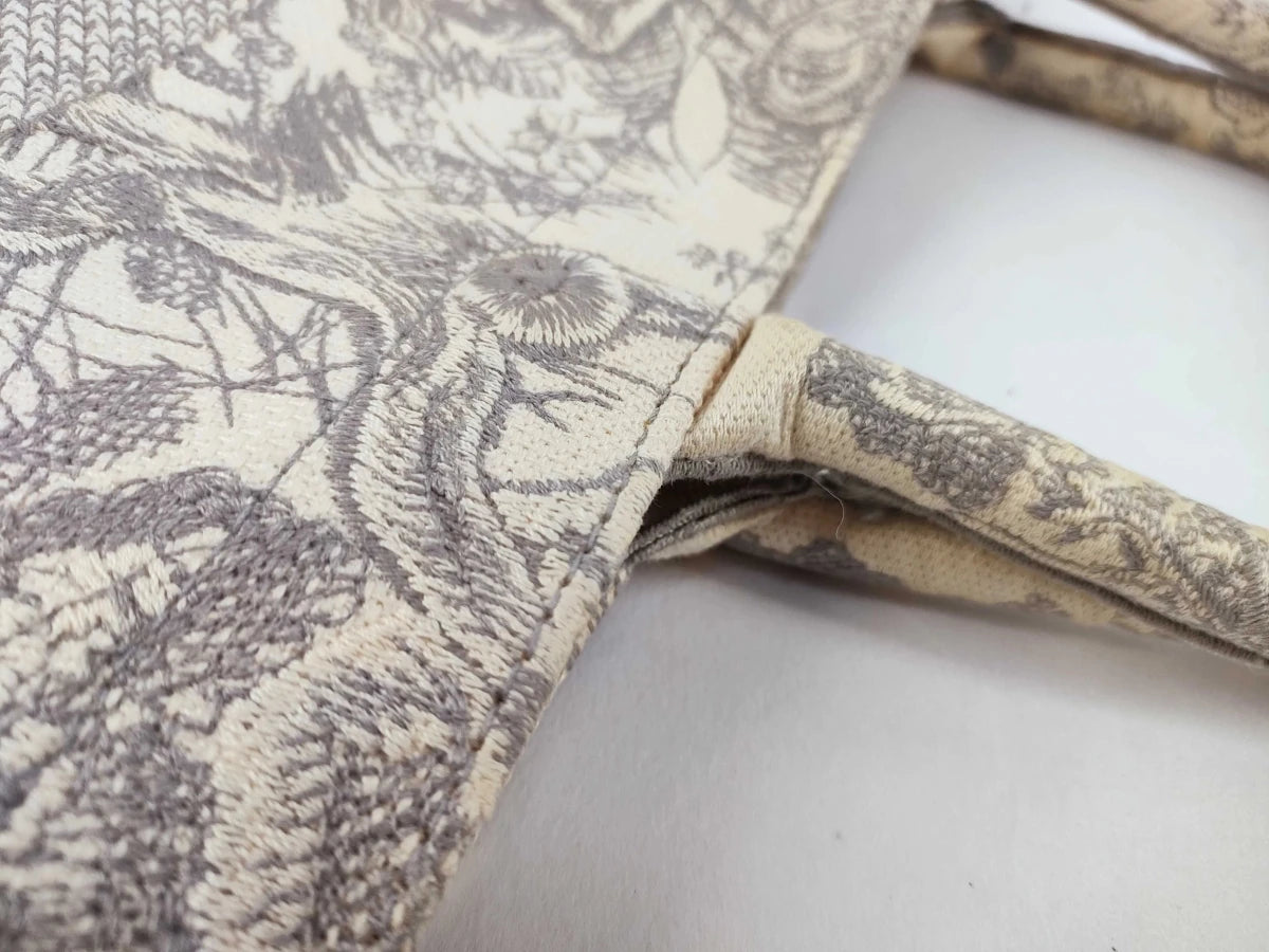 Christian Dior Book Tote - Brandsamsara