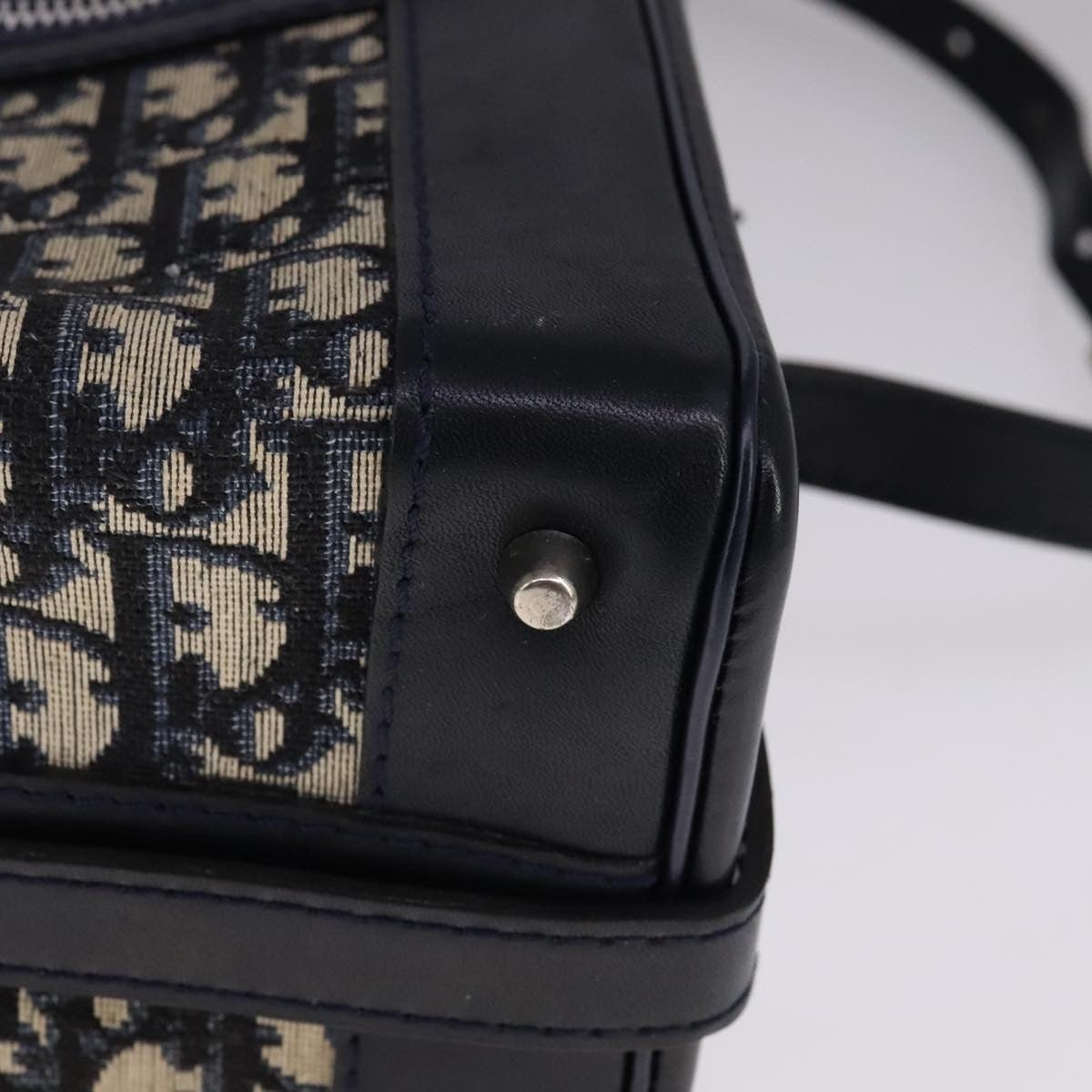 Christian Dior Vintage Zip Shoulder Bag - Brandsamsara