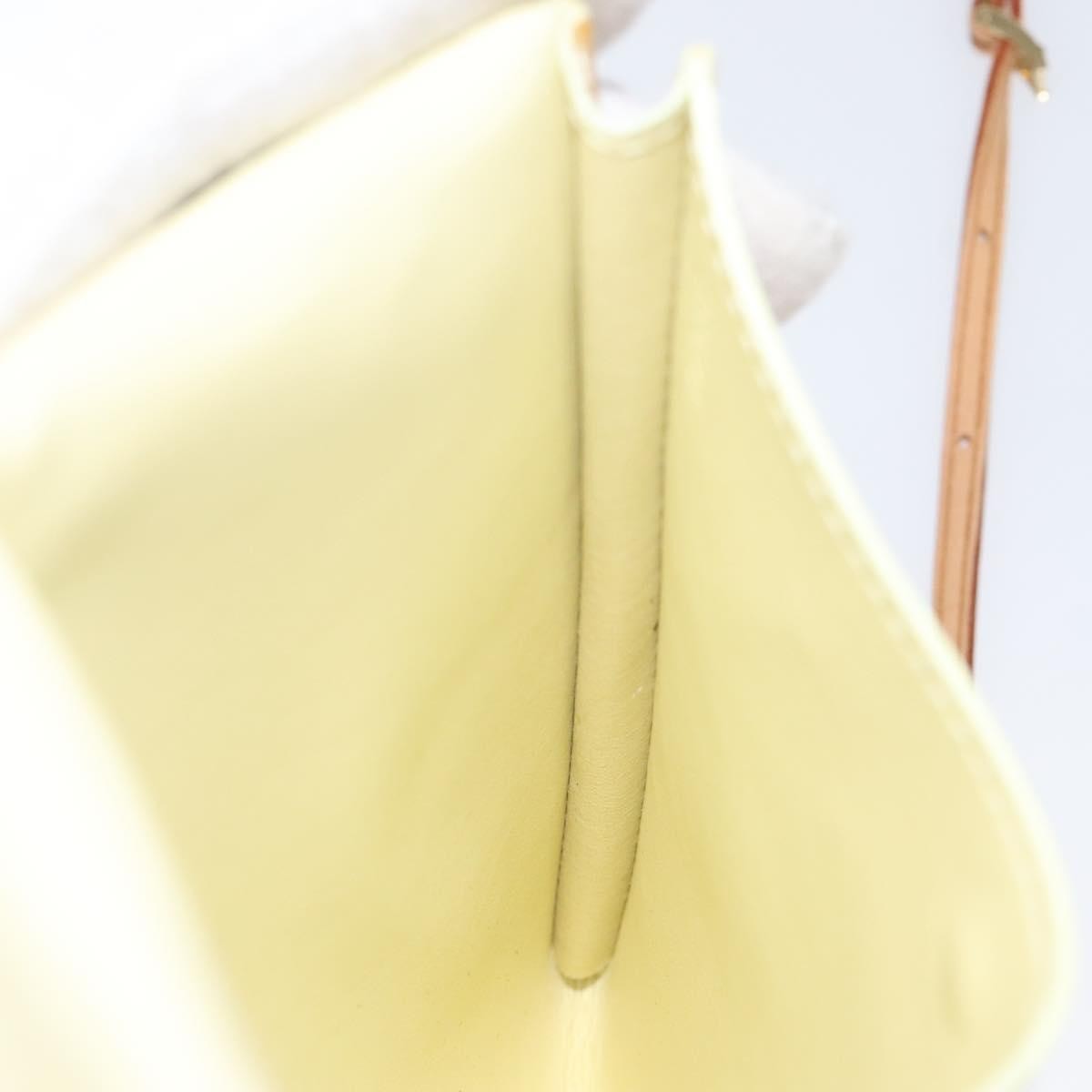 Louis Vuitton Kenmare Shoulder Patent leather, Yellow, Patent Leather, Clutch