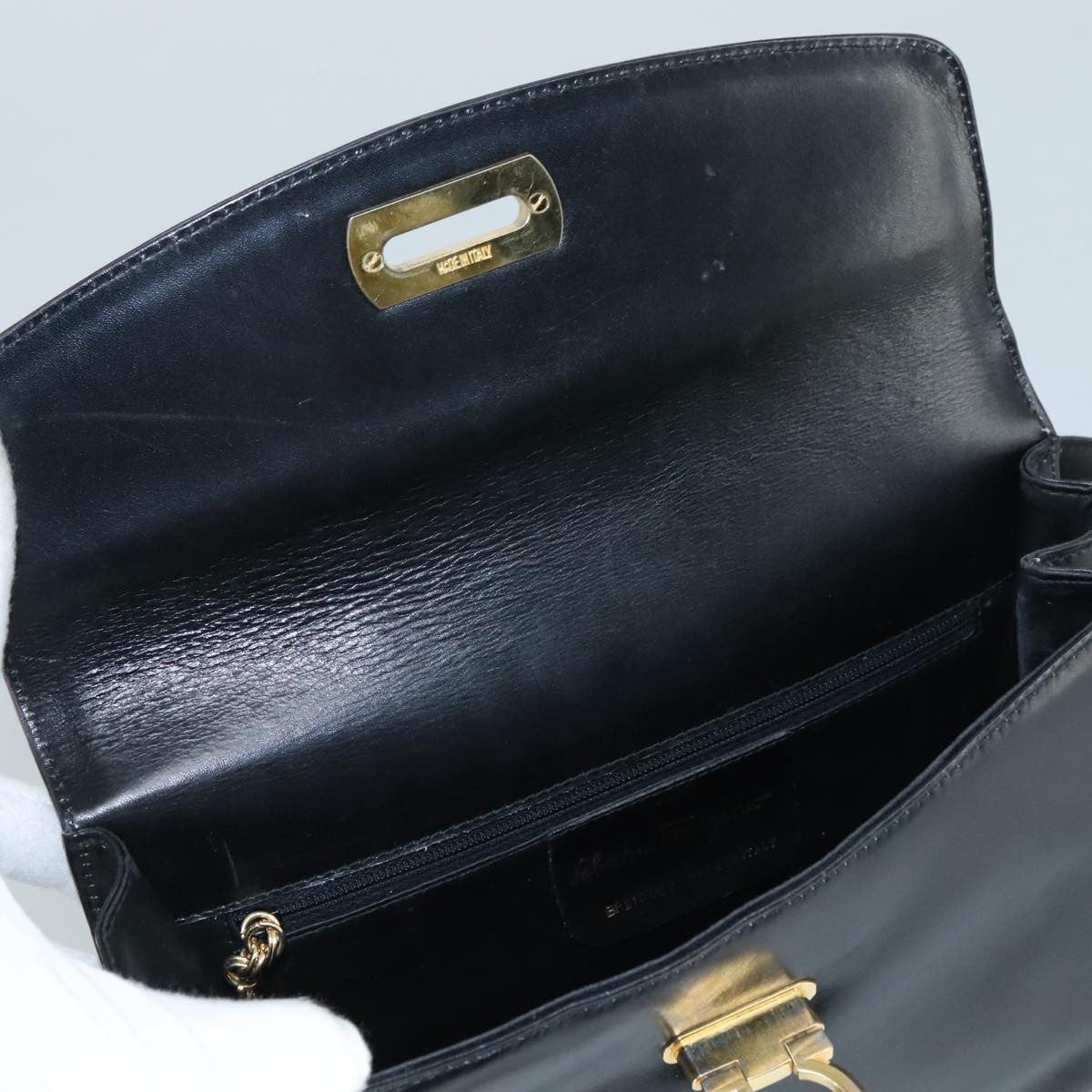 Salvatore Ferragamo Gancini Flap Leather, Black, Leather, Shoulder Bag