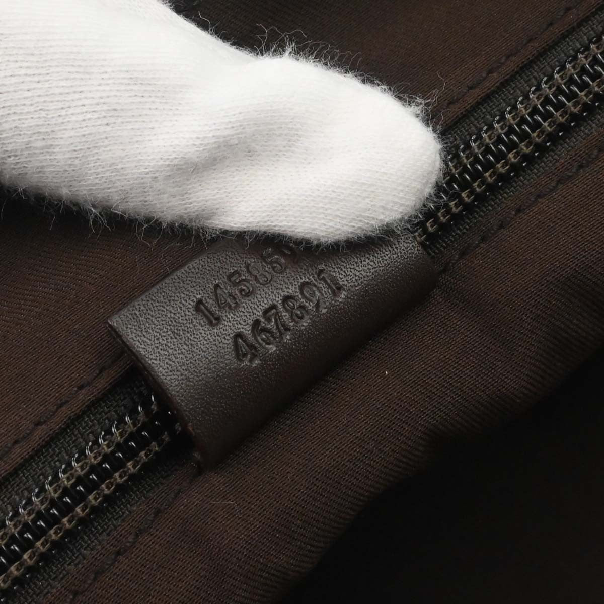 Gucci Buckle Messenger GG Canvas, Beige, Canvas, Handbag