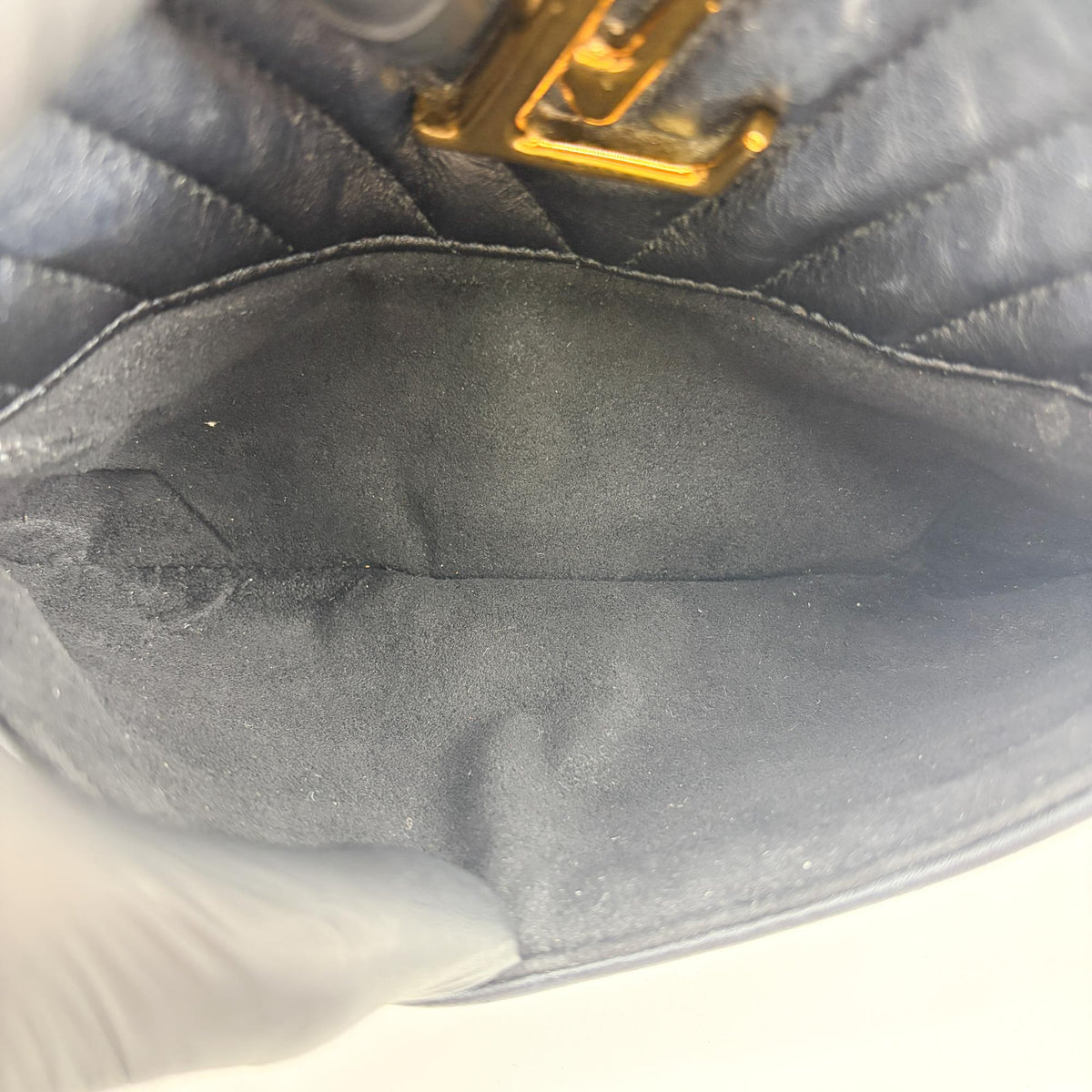 Louis Vuitton New Wave Camera Quilted Leather, Black, Leather, Handbag