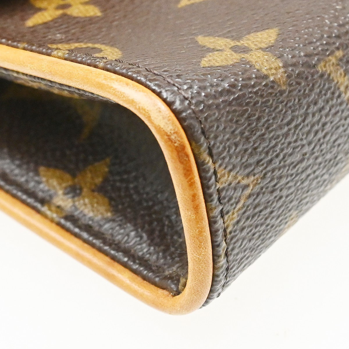 Louis Vuitton Florentine Pochette Monogram Canvas, Brown, Canvas, Clutch