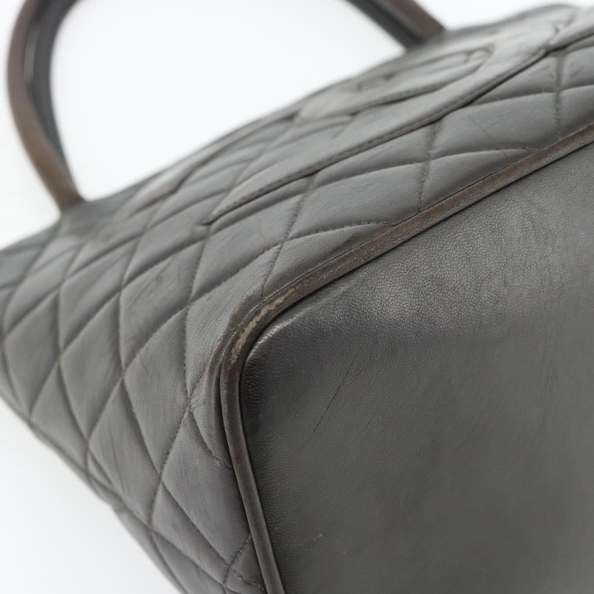 Chanel Matelassé Lambskin leather, Black, Leather, Tote Bag