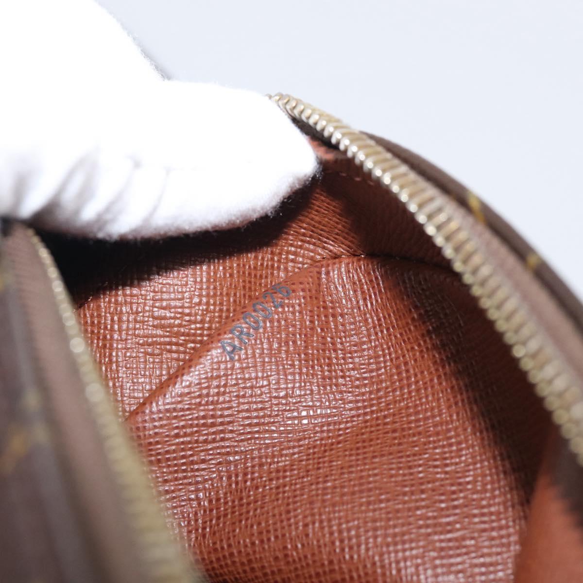 Louis Vuitton Nil Shoulder Bag Monogram Canvas, Brown, Canvas, Shoulder Bag
