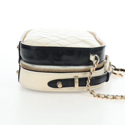 Chanel Vanity Case Quilted Crumpled Calfskin, White, Leather, Handbag